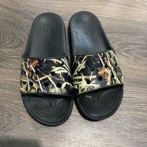 Crocs Mens Realtree Classic Slides M9/W11